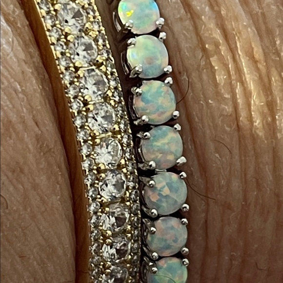 Opal Bracelet in Silver Setting - Picture 11 of 12